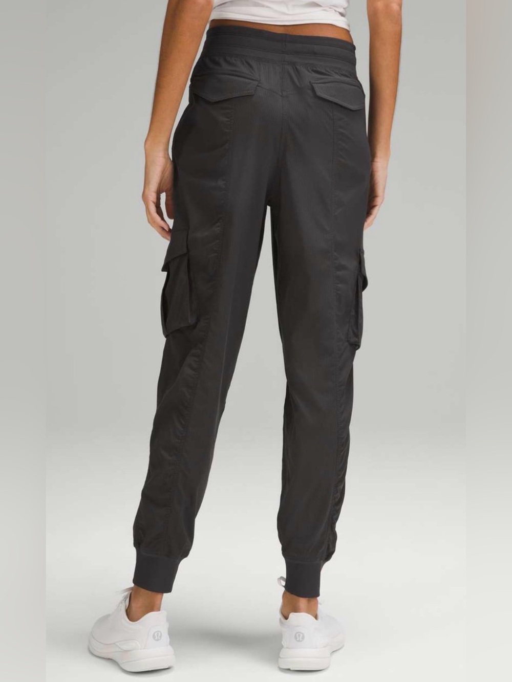 Lululemon Dance Studio Cargo Jogger size Small - Picture 2 of 8